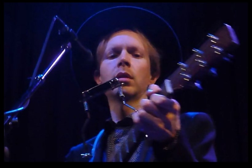 Beck announces tour dates, tour date announcement quickly goes double platinum