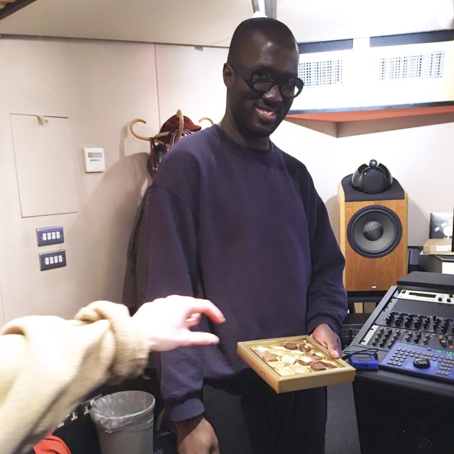 kwes. announces new EP Songs for Midi, dedicated to his two-year old niece, shares track "Midori"