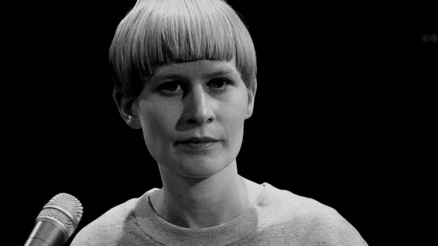 Jenny Hval to release new novel Paradise Rot (because even print media is more lucrative than music these days)