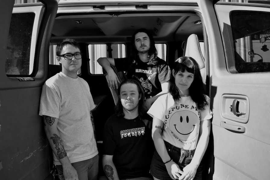 Florida hardcore band Gouge Away join Deathwish roster, promise new album in 2018 as long as you stop begging