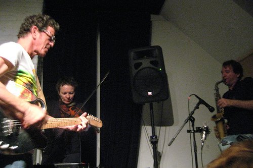 Lou Reed and Laurie Anderson to bring Music For Dogs to Sydney Opera House, later to bring Hotel For Dogs to their own house.