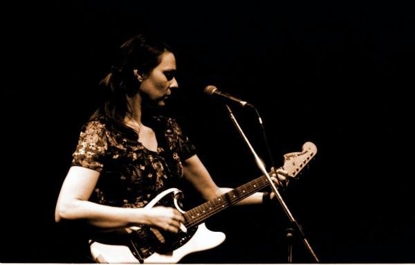 Laetitia Sadier announces solo record that isn't Stereolab/Monade &mdash; good for her