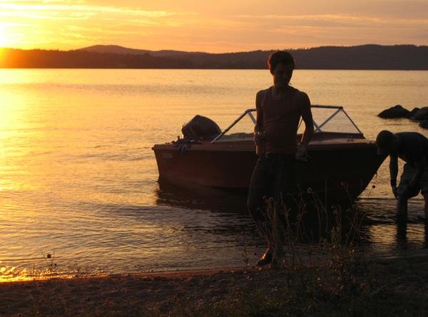 The Tallest Man on Earth embarks on longest tour on earth with Bon Iver percussionist S. Carey