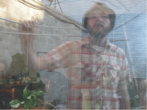 Koen Holtkamp recruits army of bees for mini-LP on Thrill Jockey