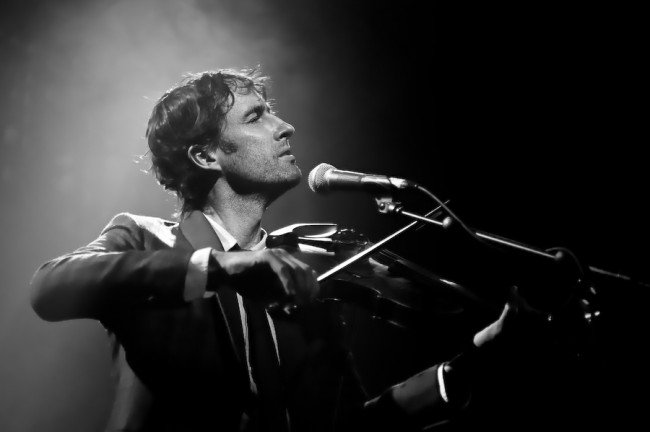 Andrew Bird brings whimsy/whistling to fans across America this summer/fall