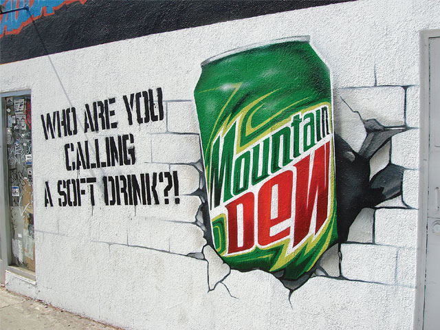 Died mountain dew. Маунтин Дью 1940. Маунтин Дью хозяева. Нашивка Mountain Dew. Mountain Dew 1980.