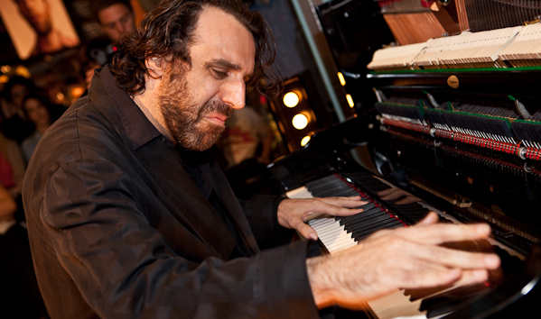 Chilly Gonzales: Solo Piano III review – a parlour pianist